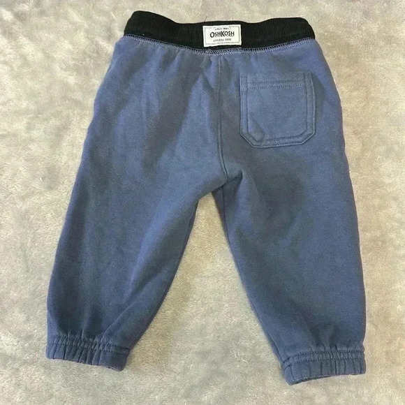Oshkosh B’gosh - 2 piece set. Size 12  months - Picture 8 of 8